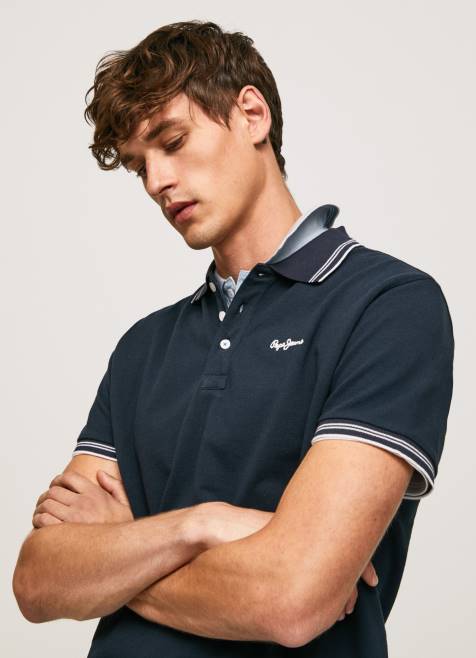 pepe_jeans_brodeerattu_logo_pikee_poolopaita_miehet_dulwich_tb001076.jpg Pepe Jeans brodeerattu logo pikee poolopaita miehet dulwich TB001076 - Image 1