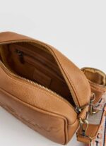 Pepe Jeans kohokuvioitu logo maxi crossbody laukku naiset kameli TB00714 - Image 3