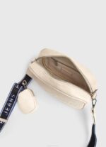 Pepe Jeans kohokuvioitu logo maxi crossbody laukku naiset kirnupiimä TB00712 - Image 4