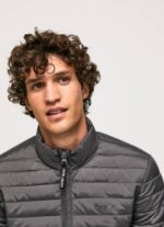 Pepe Jeans pehmustettu untuvatakki miehet pesty mustaksi TB00839 - Image 3