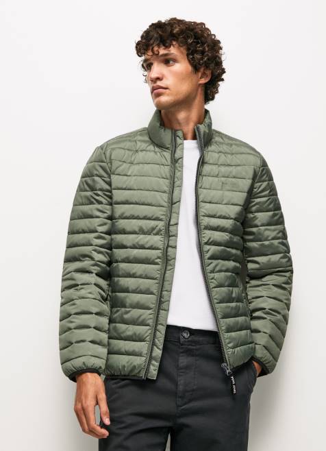 pepe_jeans_pehmustettu_untuvatakki_miehet_valu_tb00841.jpg Pepe Jeans pehmustettu untuvatakki miehet valu TB00841 - Image 1